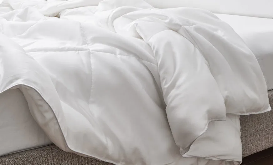 AiryWeight Eucalyptus Comforter