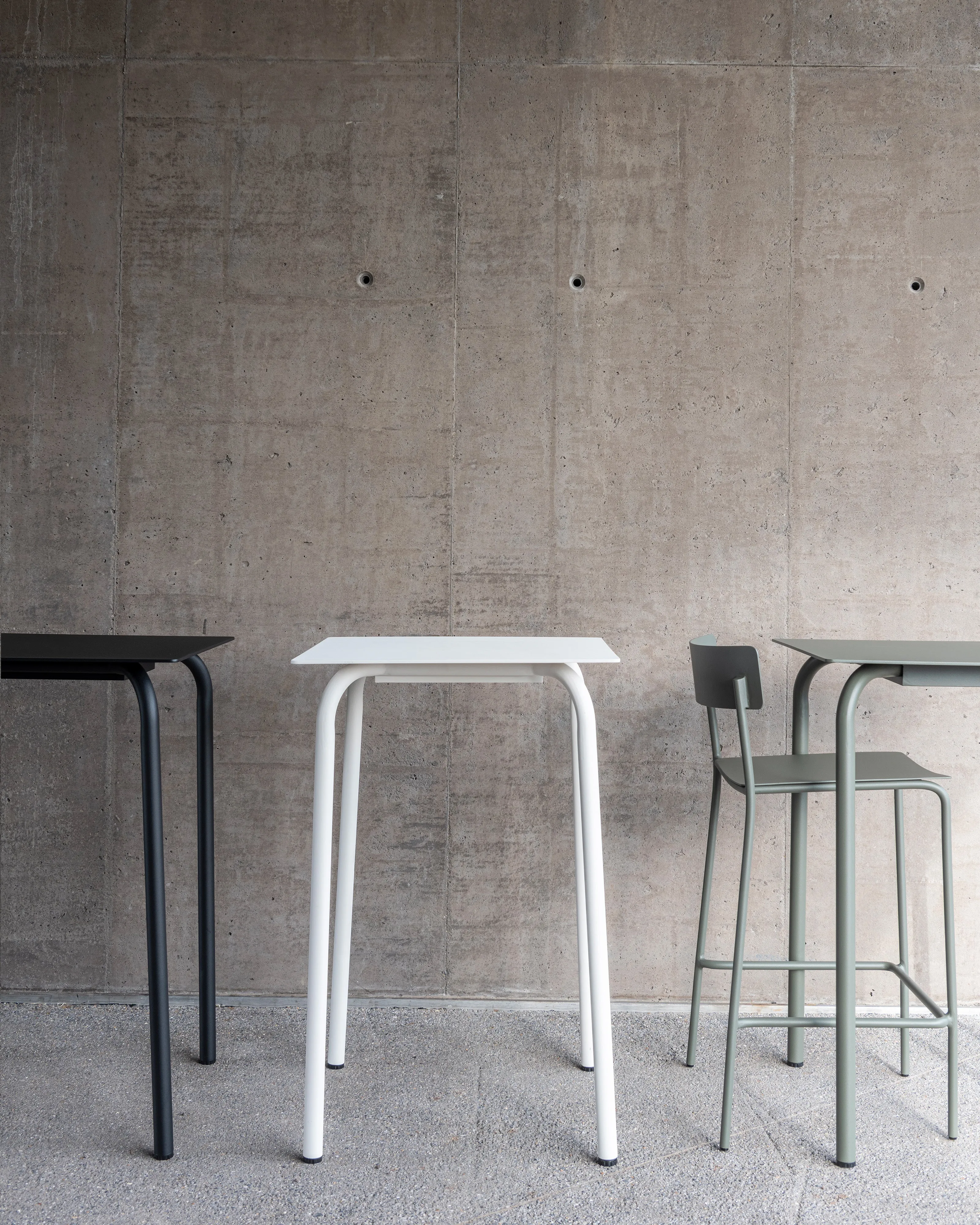 Bar stool aluminium eucalyptus green August