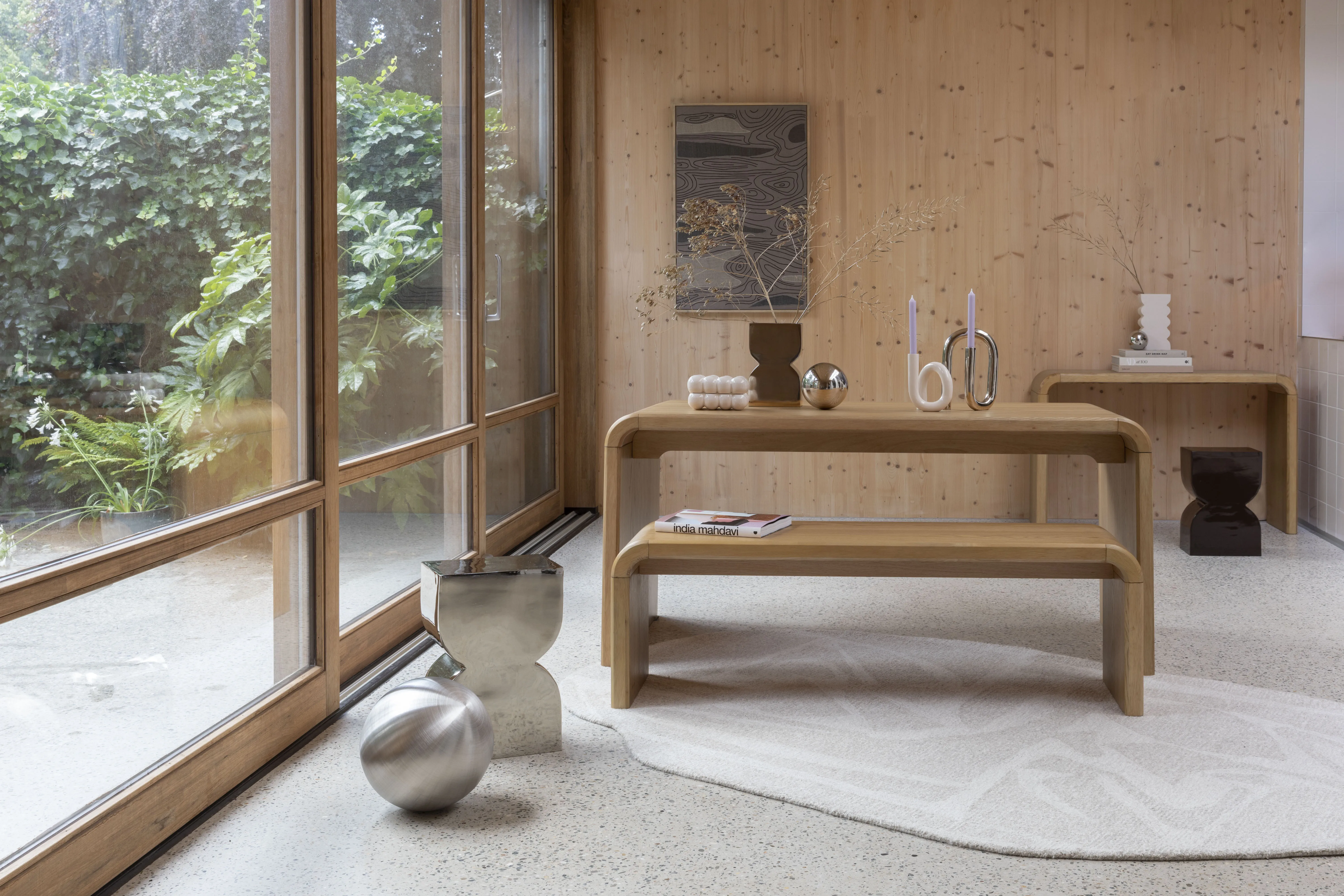 Brave Curved Dining Table