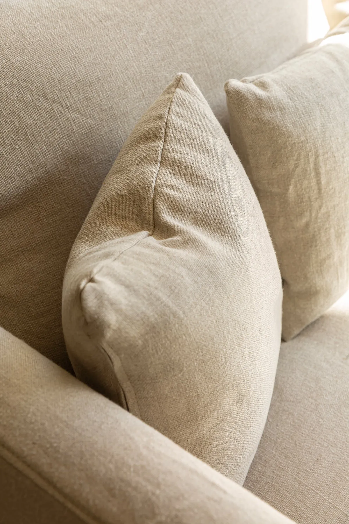 Burford 2 Seater Sofa - Slubby Linen