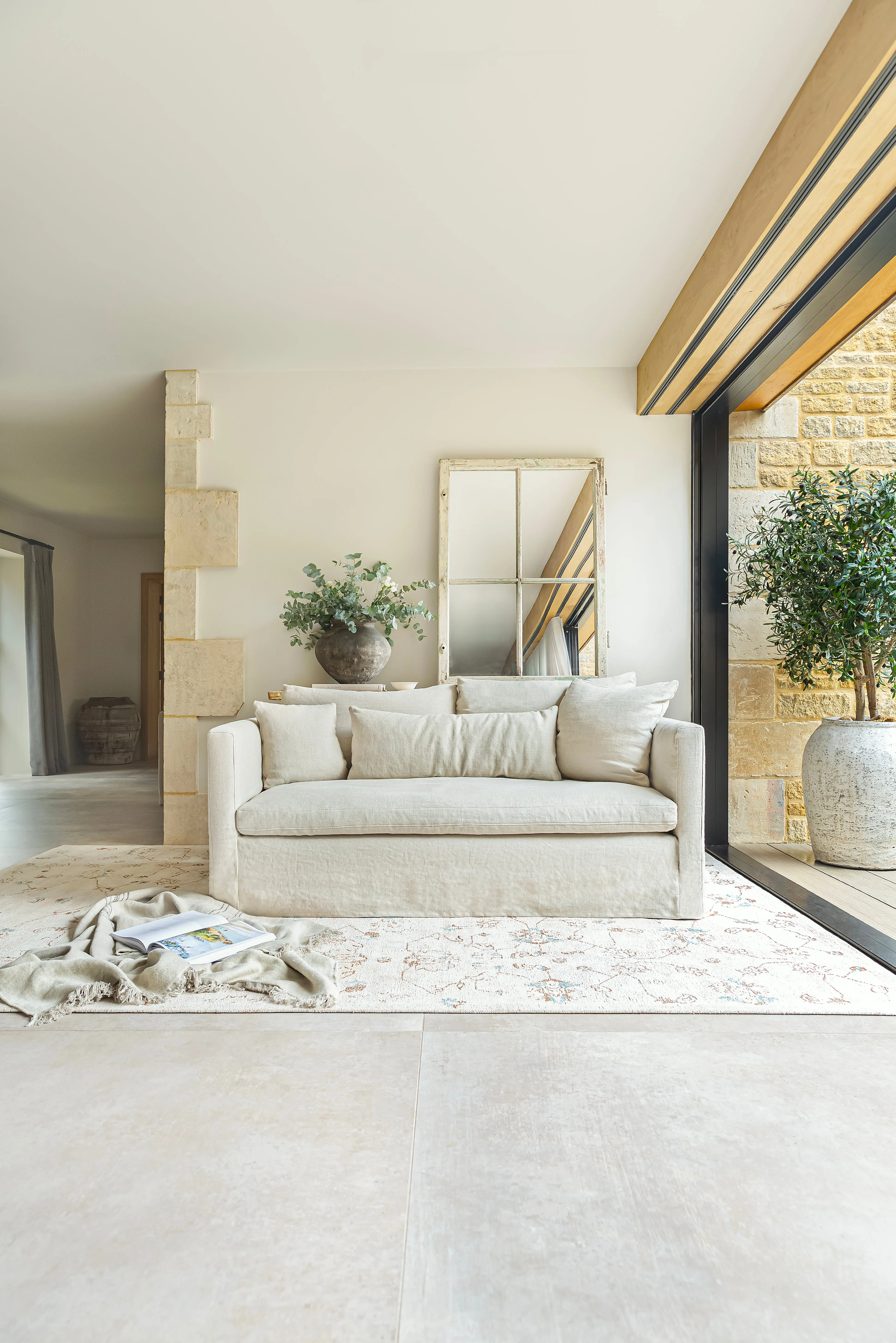 Burford 2 Seater Sofa - Slubby Linen