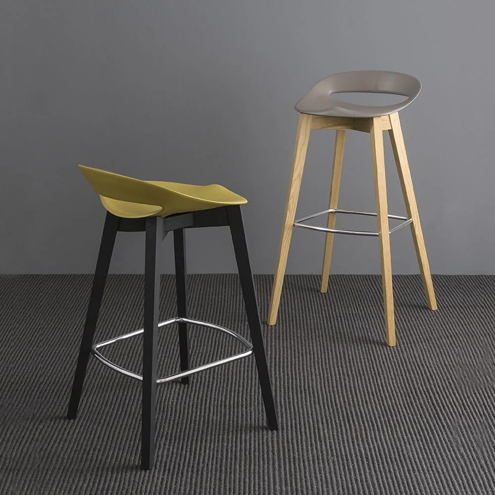 Cosmopolitan Barstool