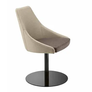 et al. Kontea 587 Chair