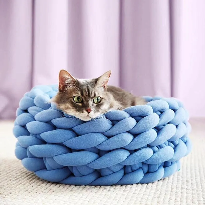 Fluffy Knitted Round Cat Bed