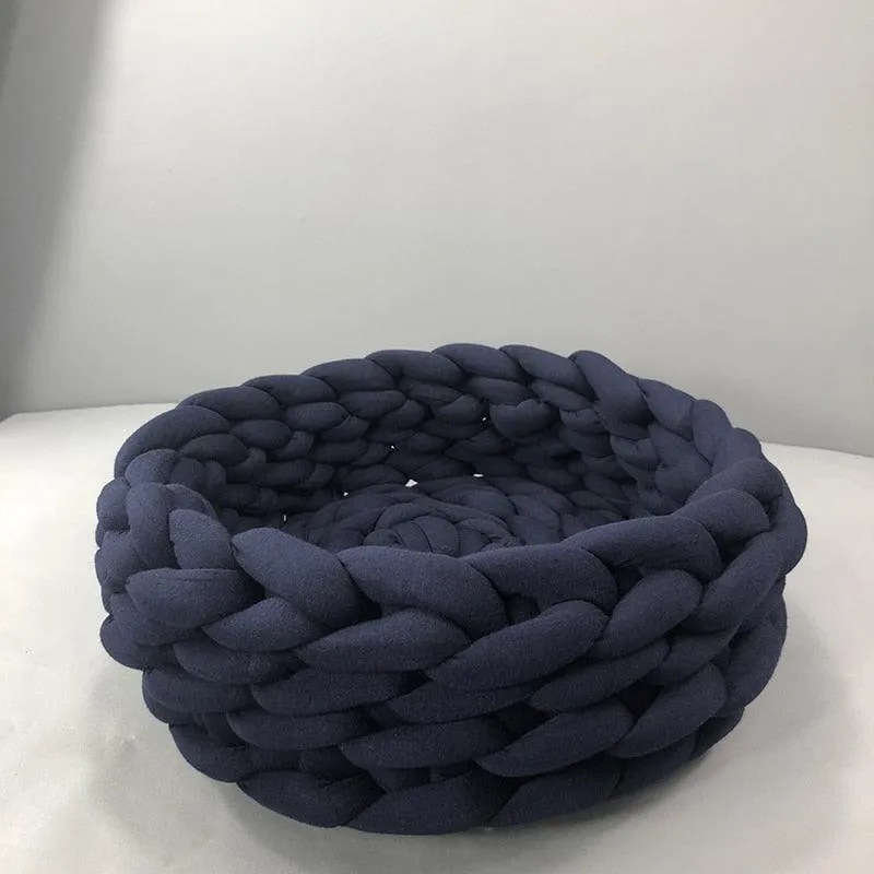 Fluffy Knitted Round Cat Bed