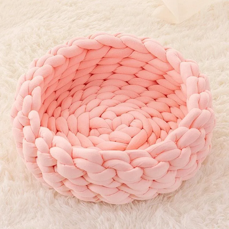 Fluffy Knitted Round Cat Bed