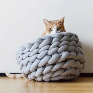Fluffy Knitted Round Cat Bed