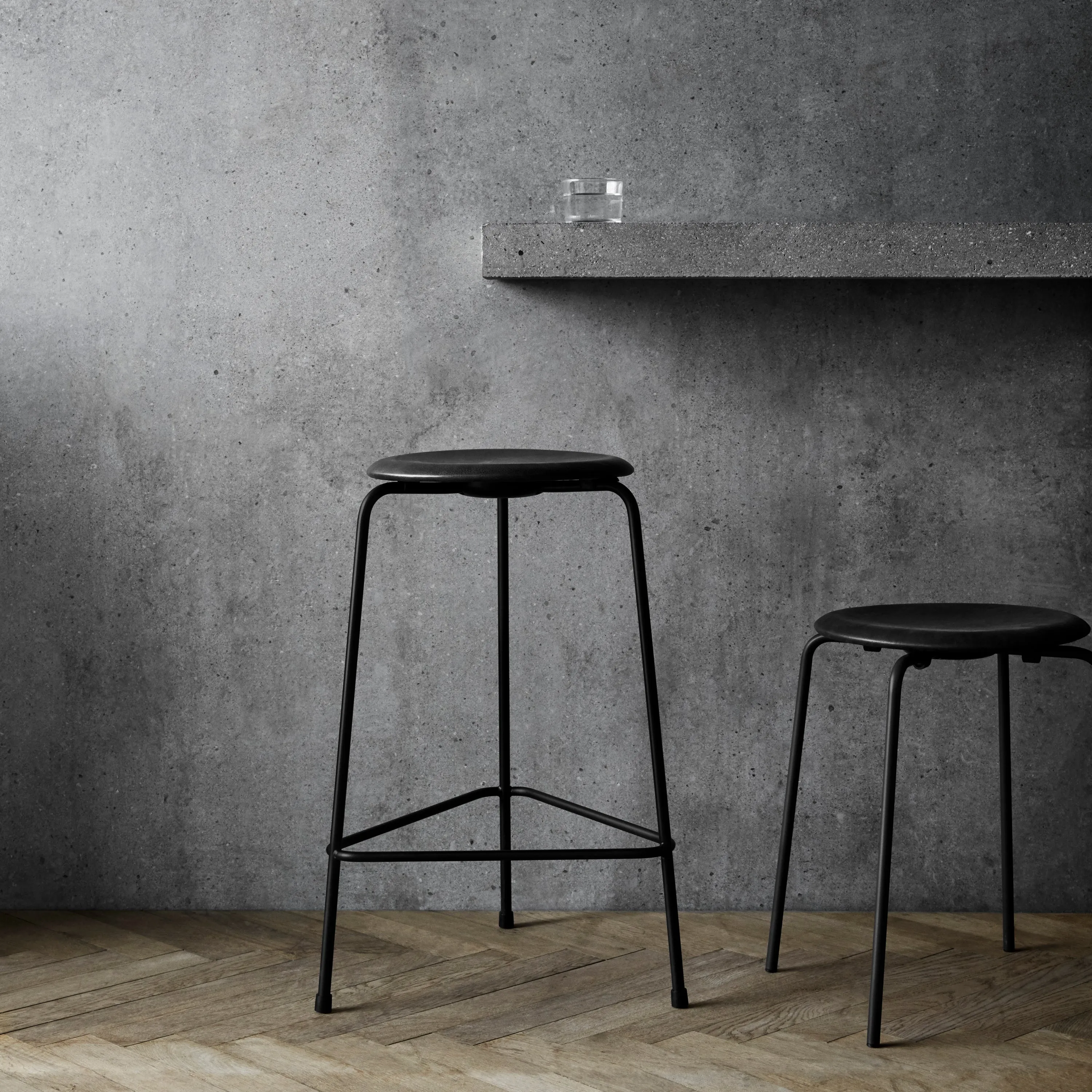 Fritz Hansen Dot™ High Stool Leather