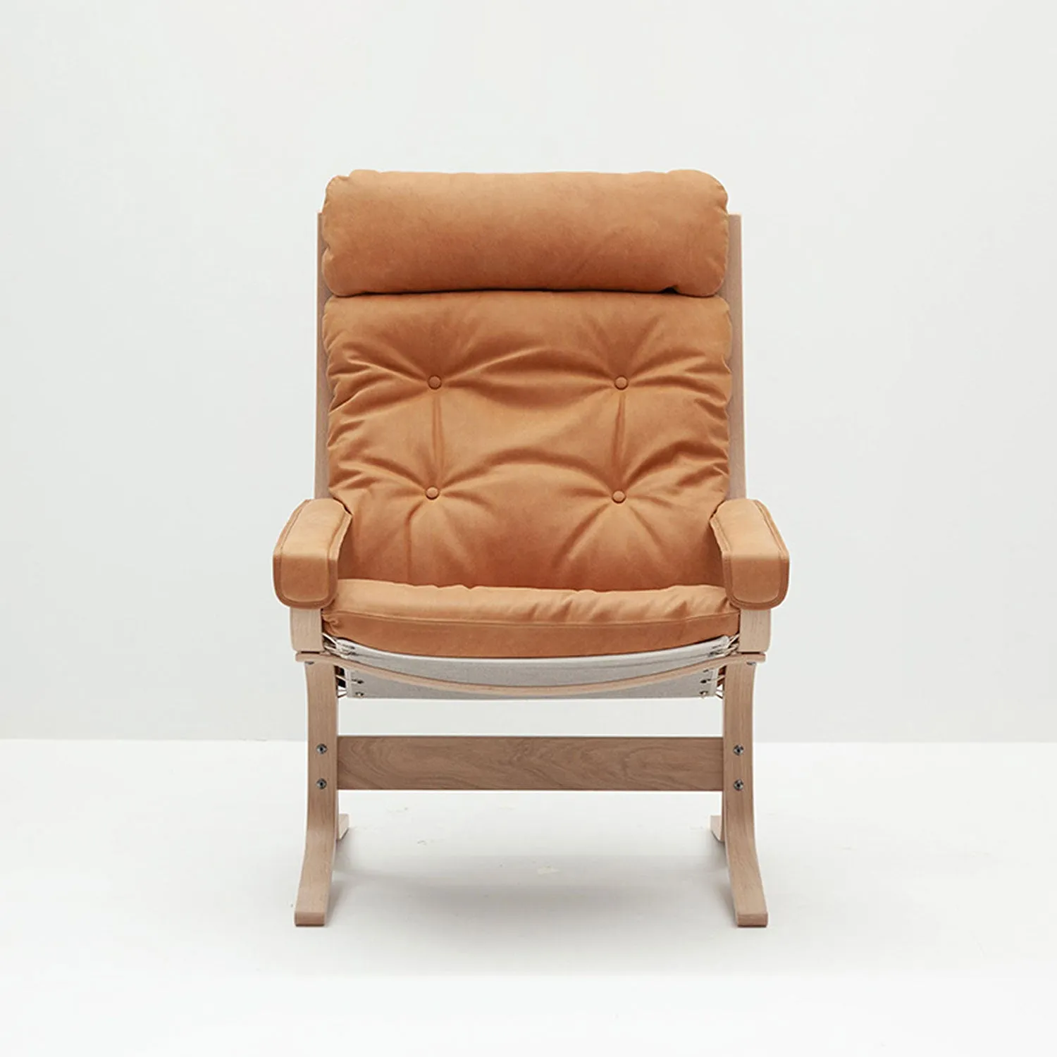 hjelle | siesta classic 301 chair | high back with arms | oak   vintage 413 leather