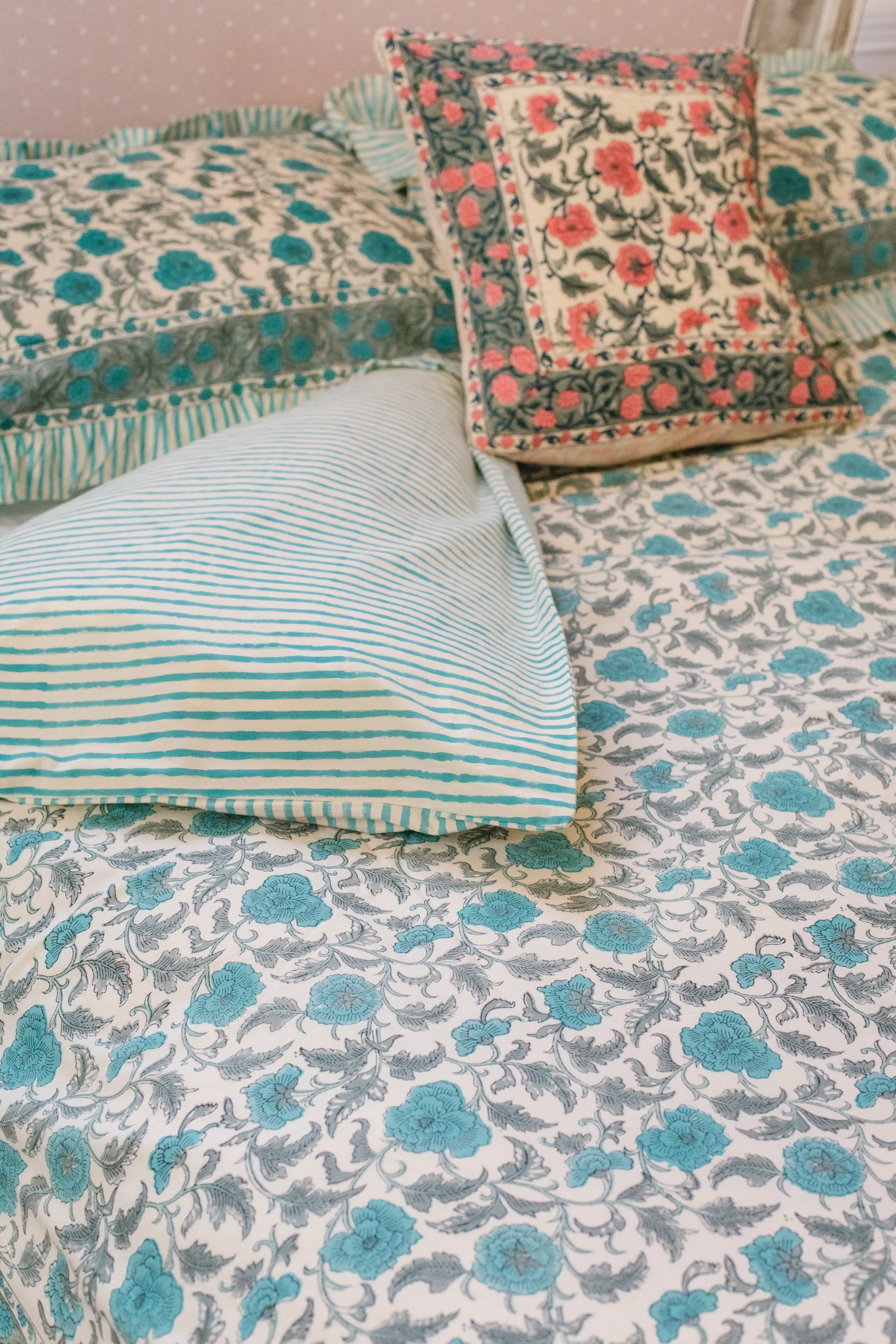 Jasmine Duvet Set in Vintage Blue - Kingsize