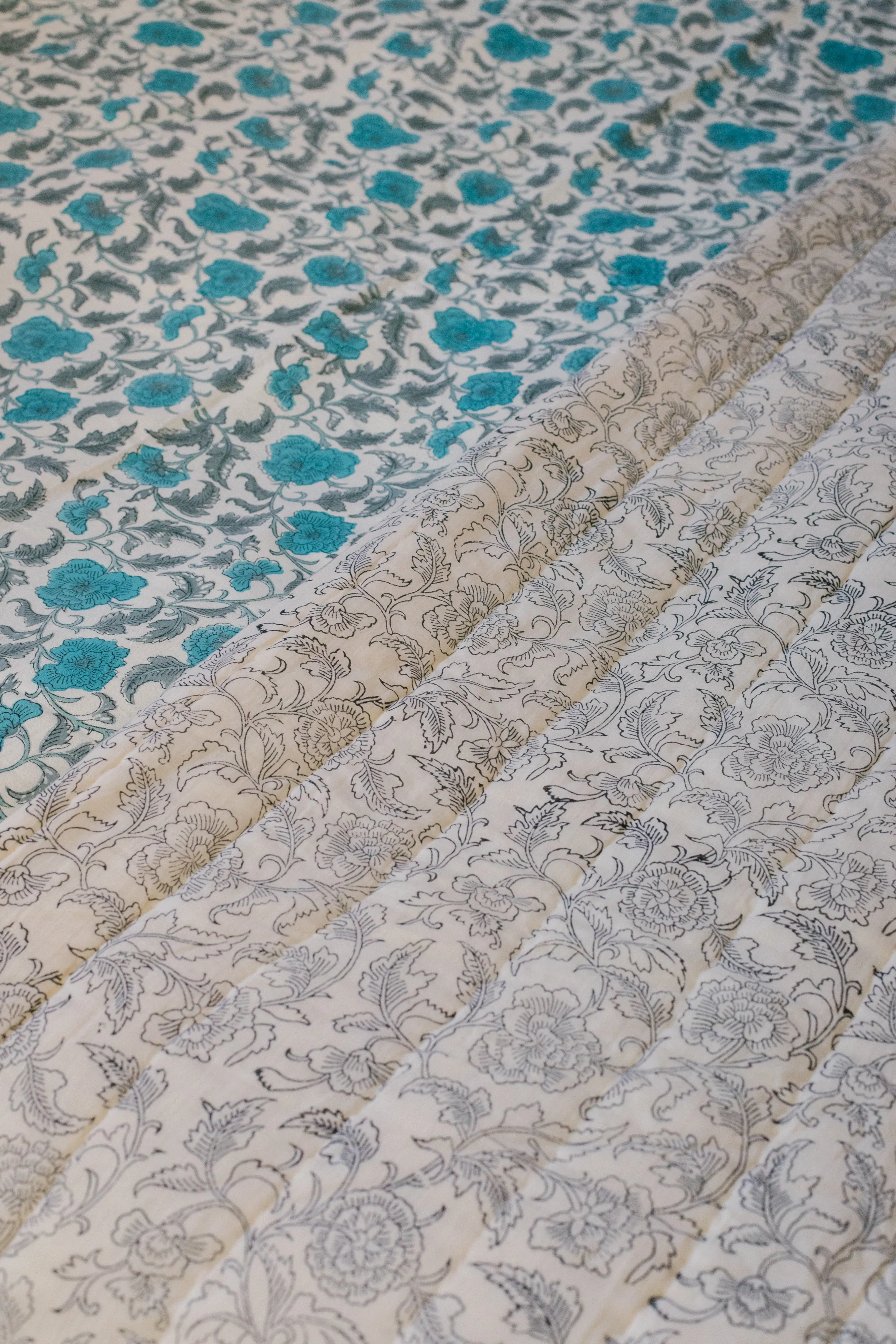 Jasmine Quilt in Vintage Blue - Single