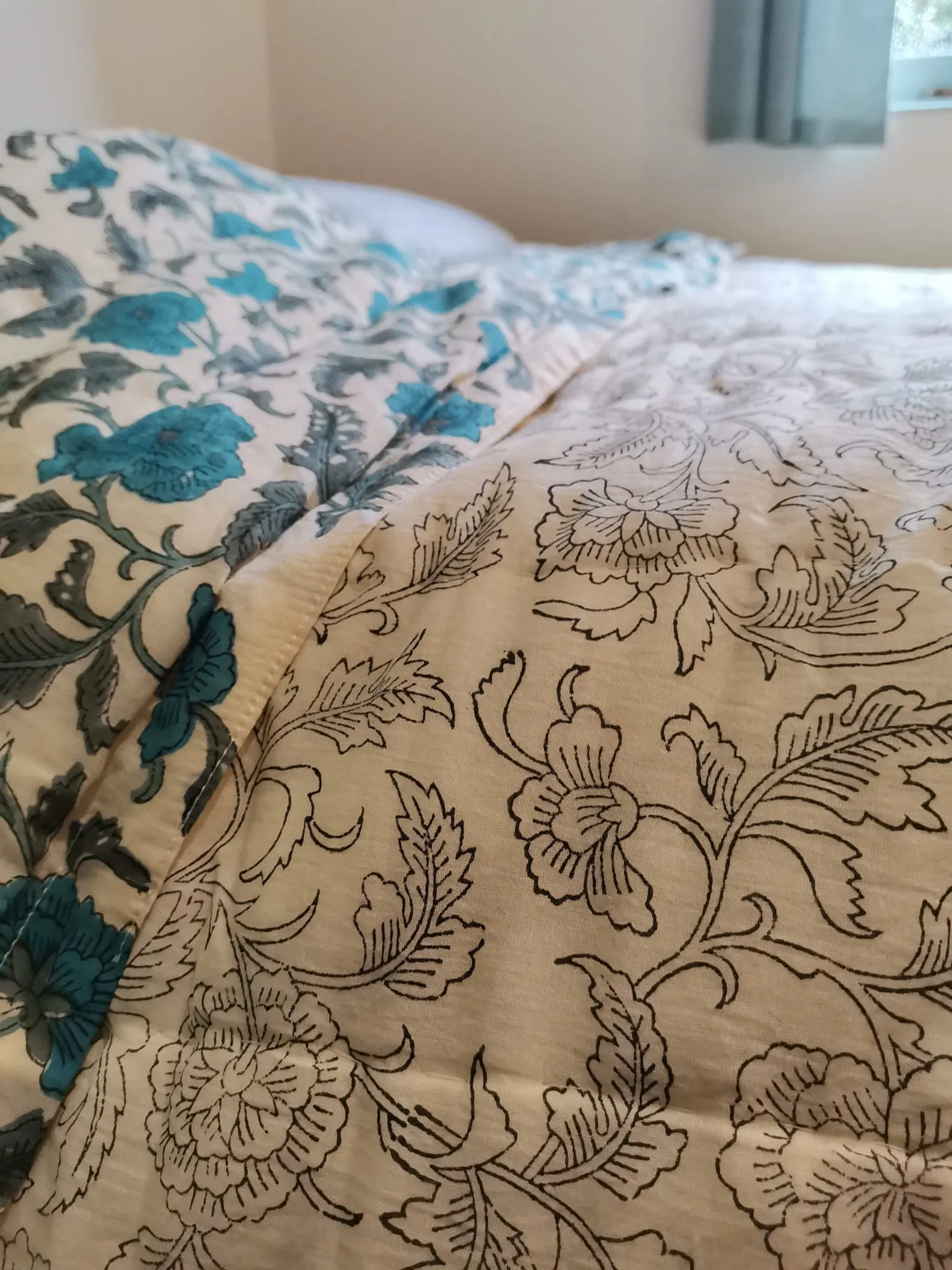 Jasmine Quilt in Vintage Blue - Single