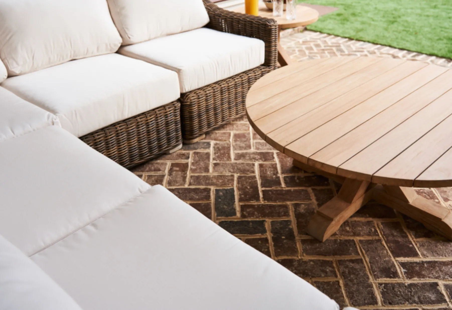 Newport Outdoor 4-Piece Sectional