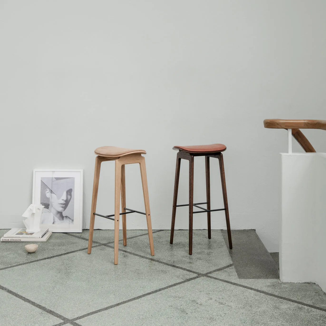 NY11 Bar Stool Leather