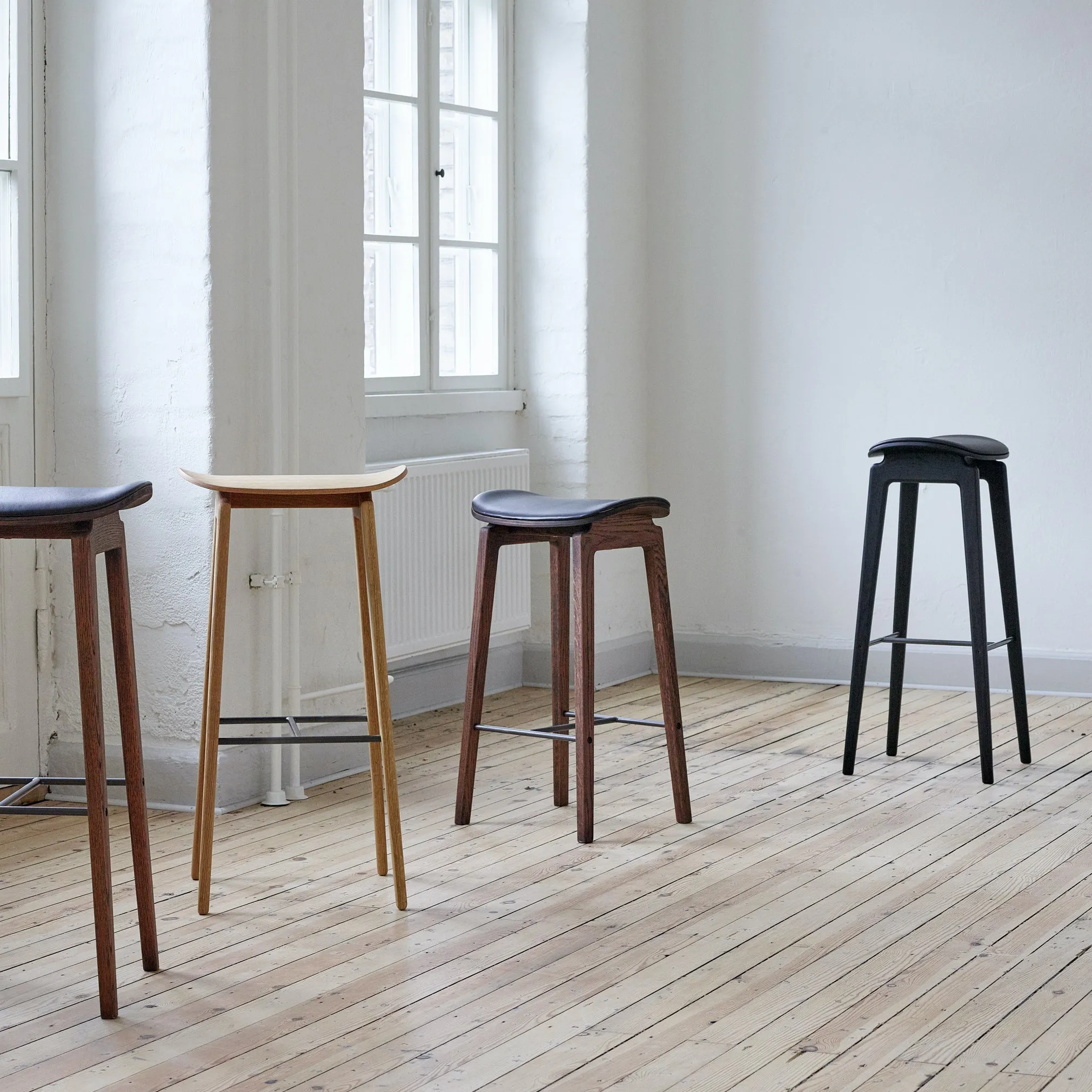 NY11 Bar Stool Leather