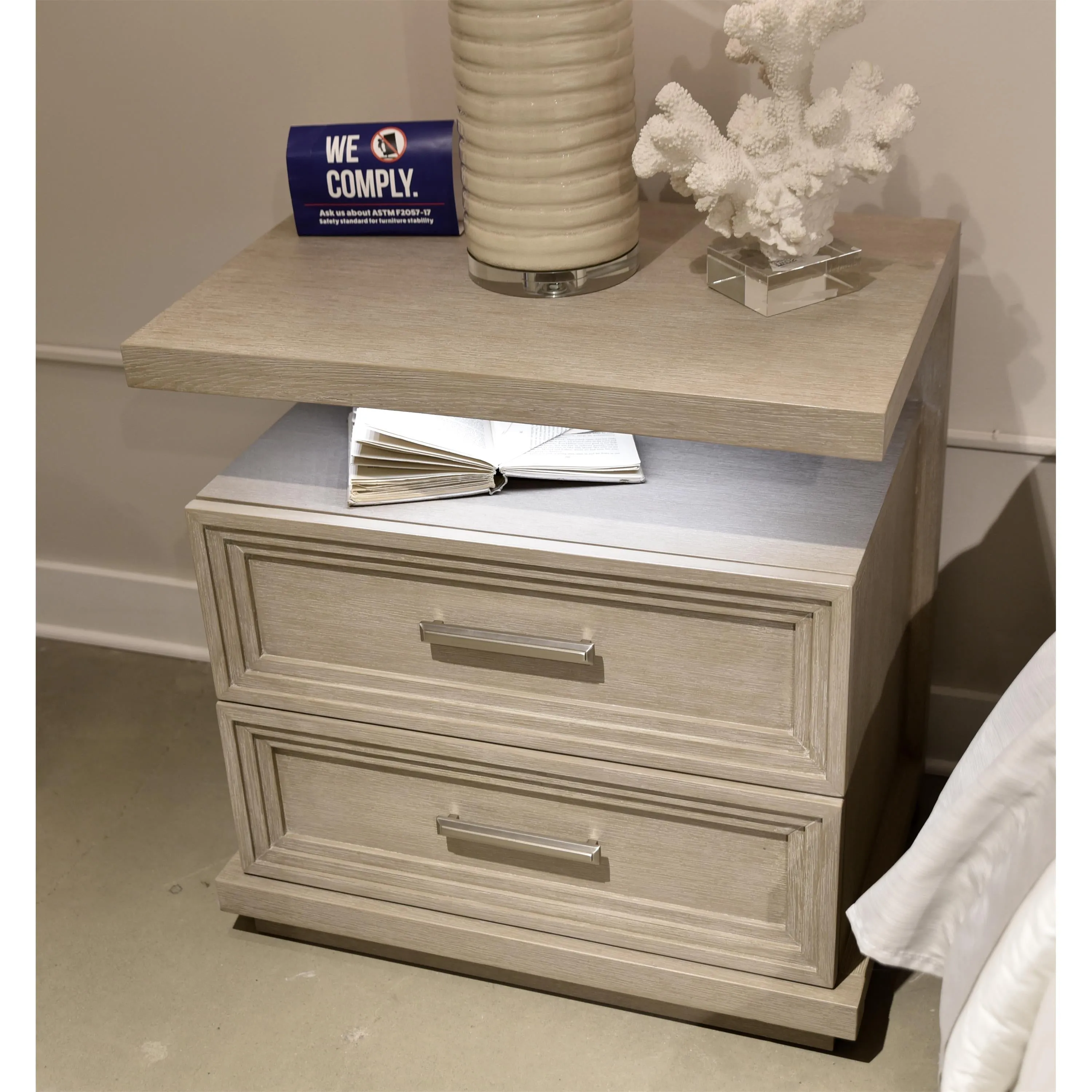 Stepstone Queen Bed