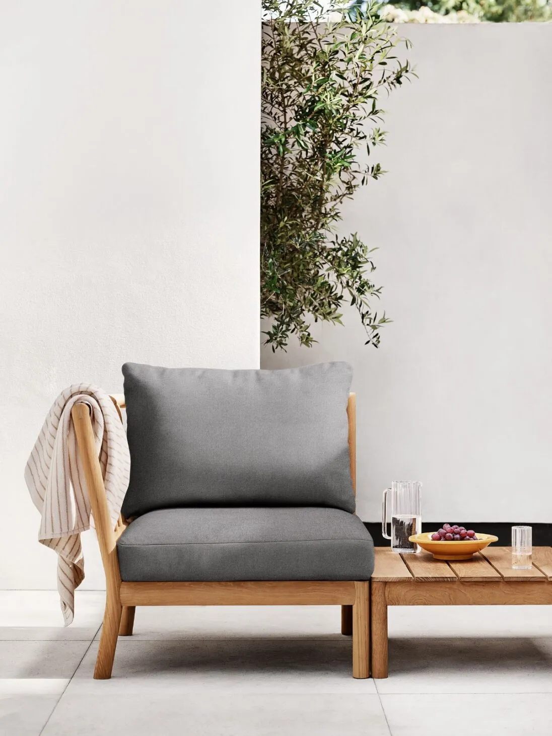 Tradition Outdoor 3-Seater Sofa Configuration 1